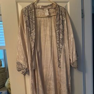 Elegant Beige Sequin Kimono